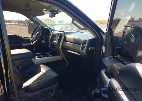 2017 Ford F250 Super Duty z USA, uszkodzony, nr VIN 1FT7W2BT4HEC28565